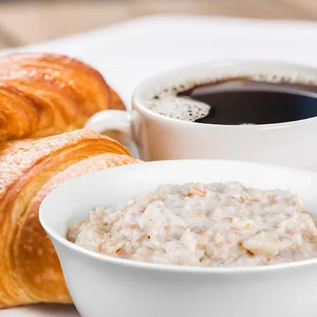 فندق Station House 3*