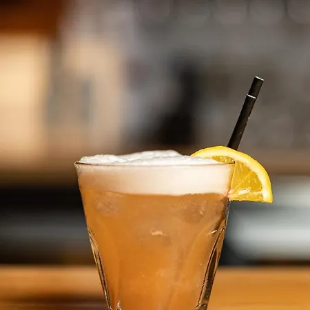 Station House فندق