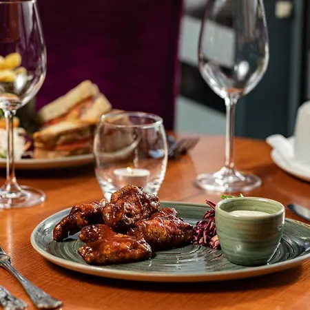 فندق Station House 3*