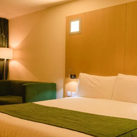 فندق Station House