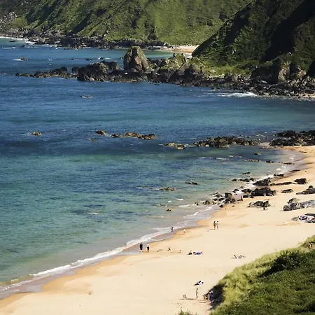 Station House 3* לטרקני