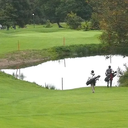 فندق Station House