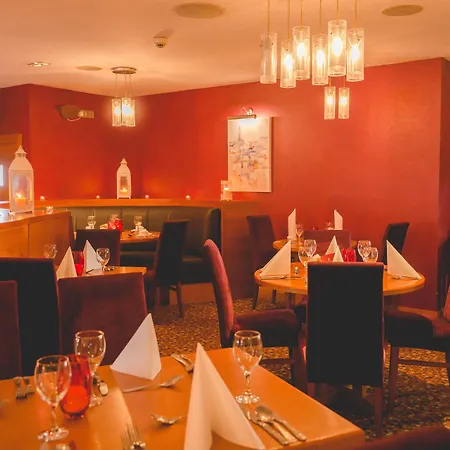 فندق Station House 3*