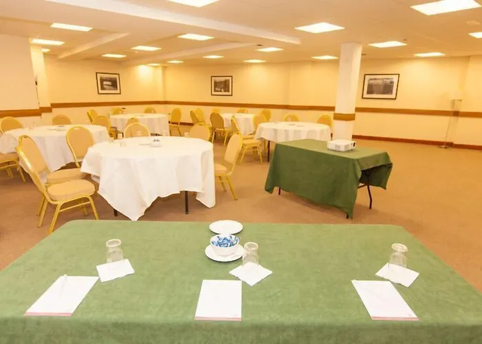 Station House Hotel 3*